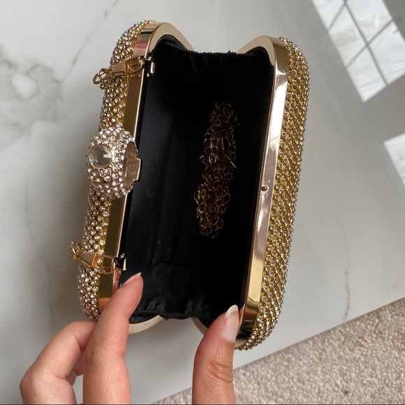 Bedazzled mini clutch purse - Picture 3 of 4